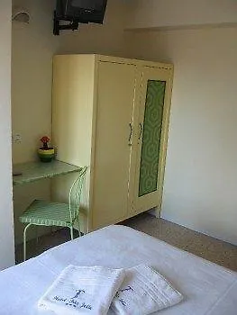 B&B Tres Jolie Cattolica