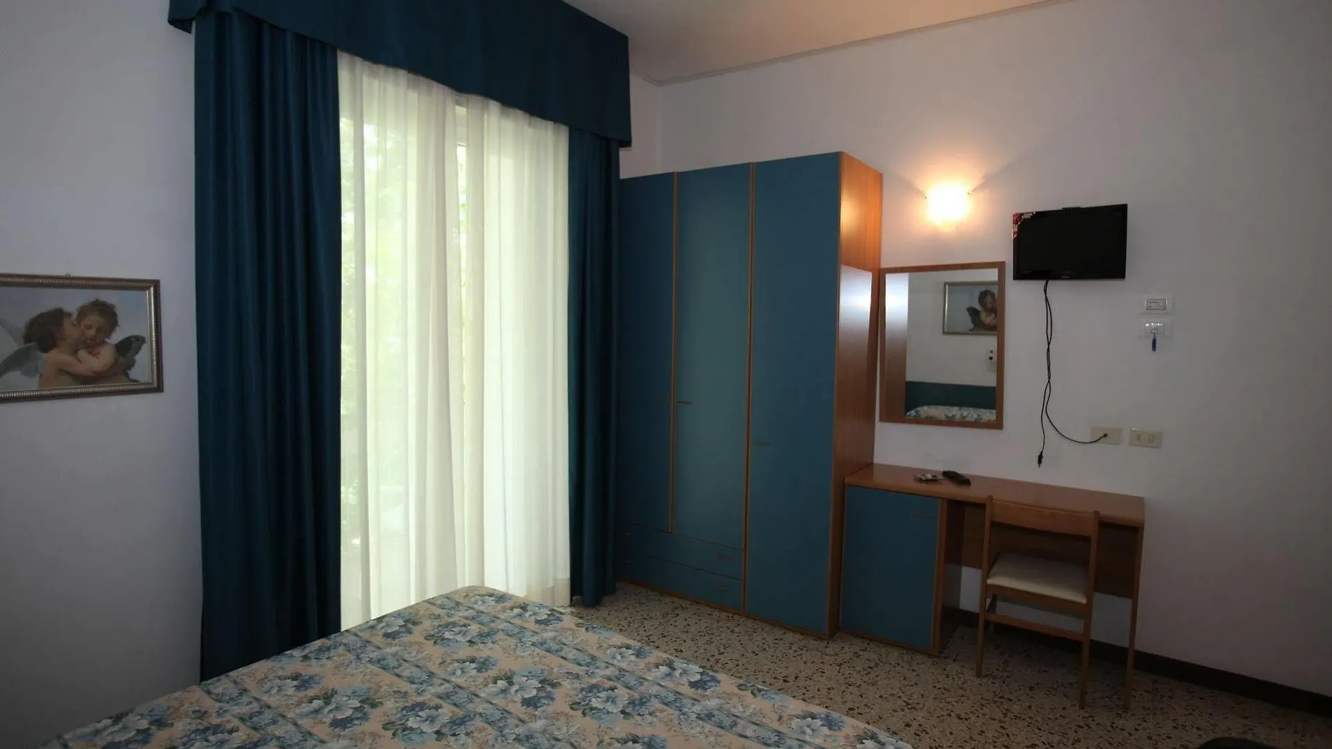 Hotel B&B Tres Jolie Cattolica