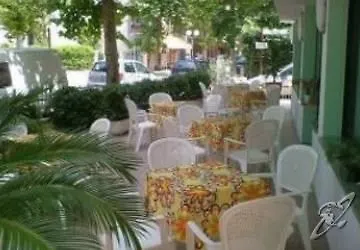 Hotel B&B Tres Jolie Cattolica