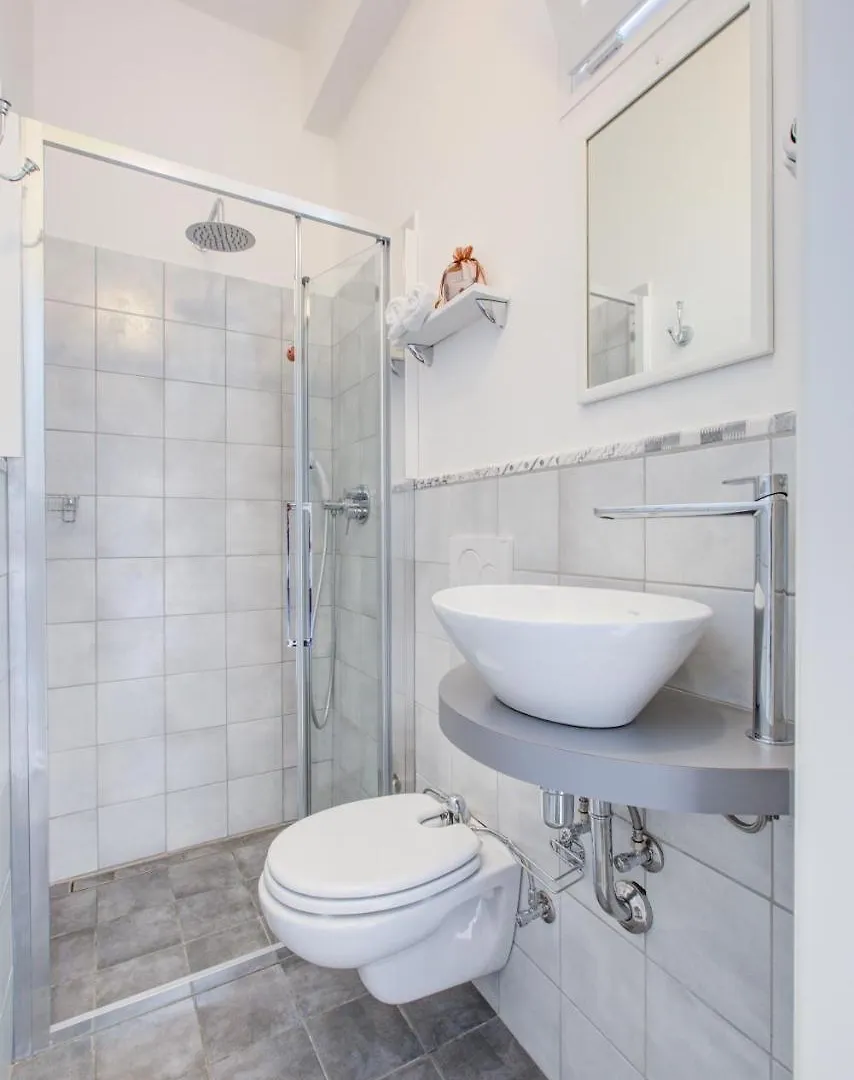 B&B Tres Jolie Cattolica Hotel