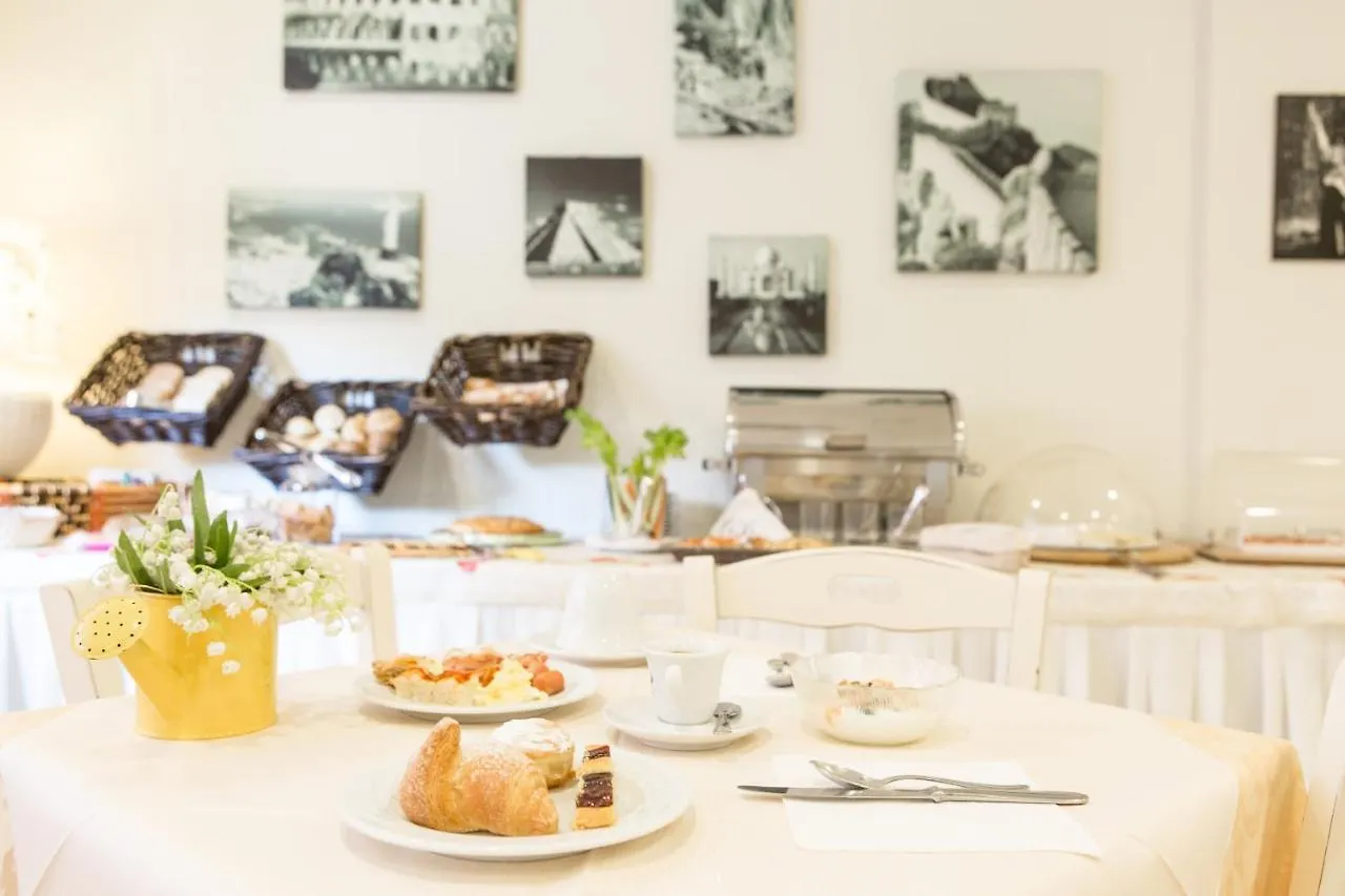 B&B Tres Jolie Cattolica Italien